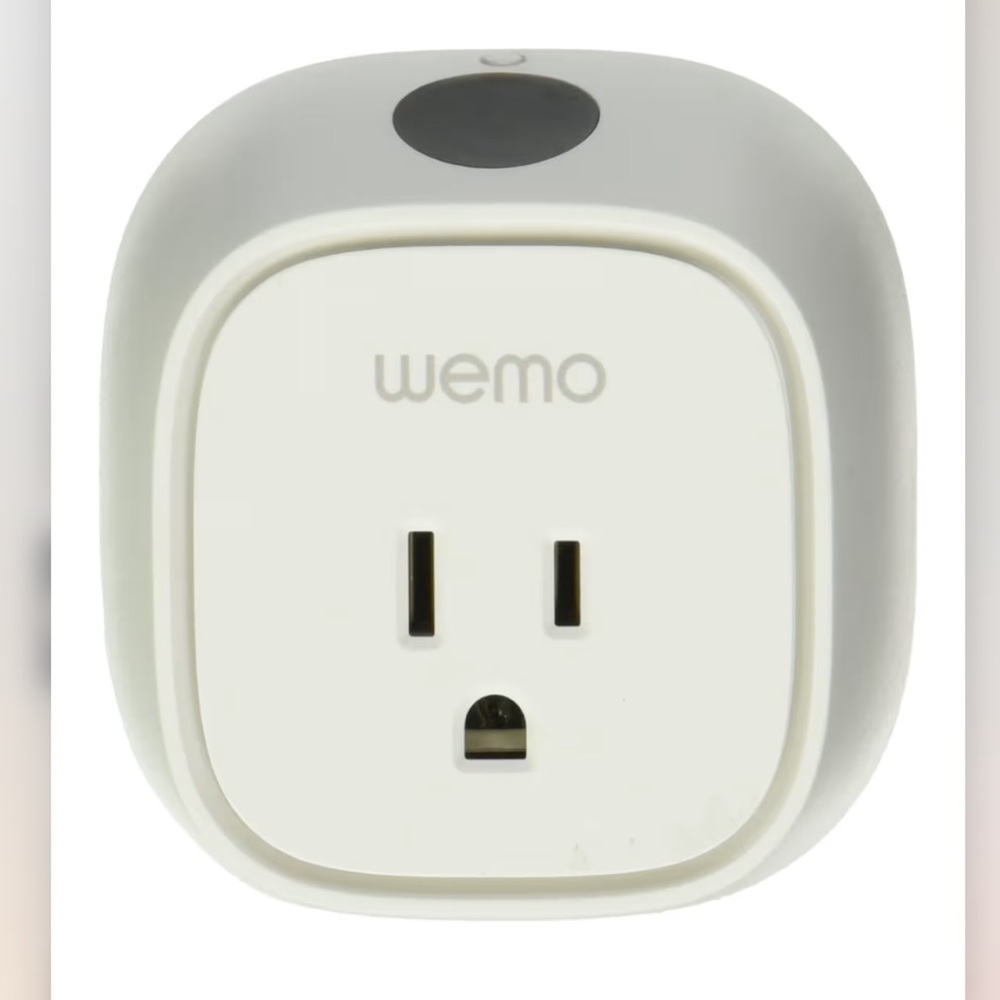 Belkin WeMo Insight WiFi Switch / Plug - Picture 8 of 10